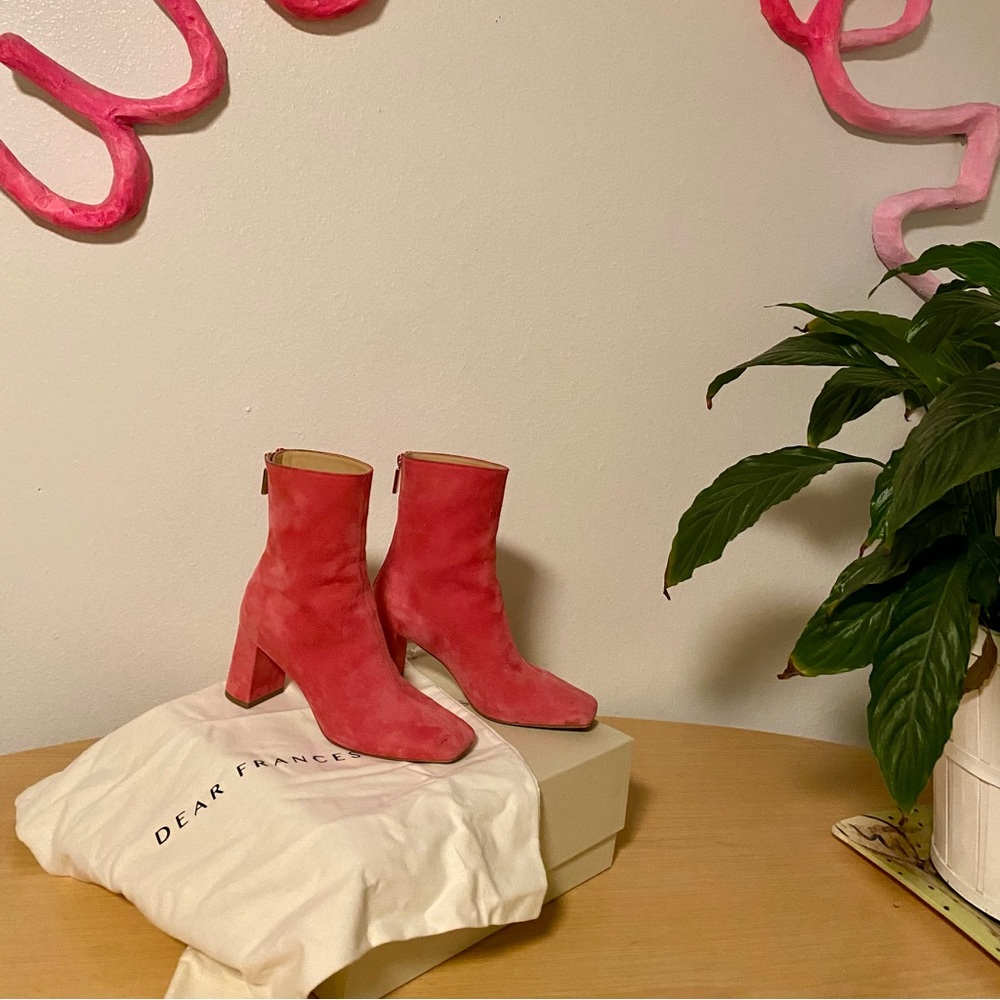 Spring Boots! PINK POWER! Dear Frances pink suede Cube Boots size 36
